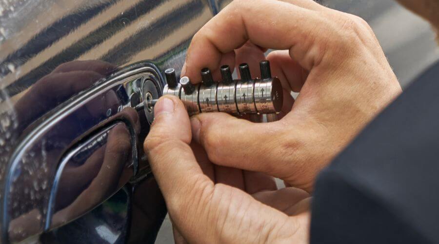 Professional New roof installation in Dolomite, AL